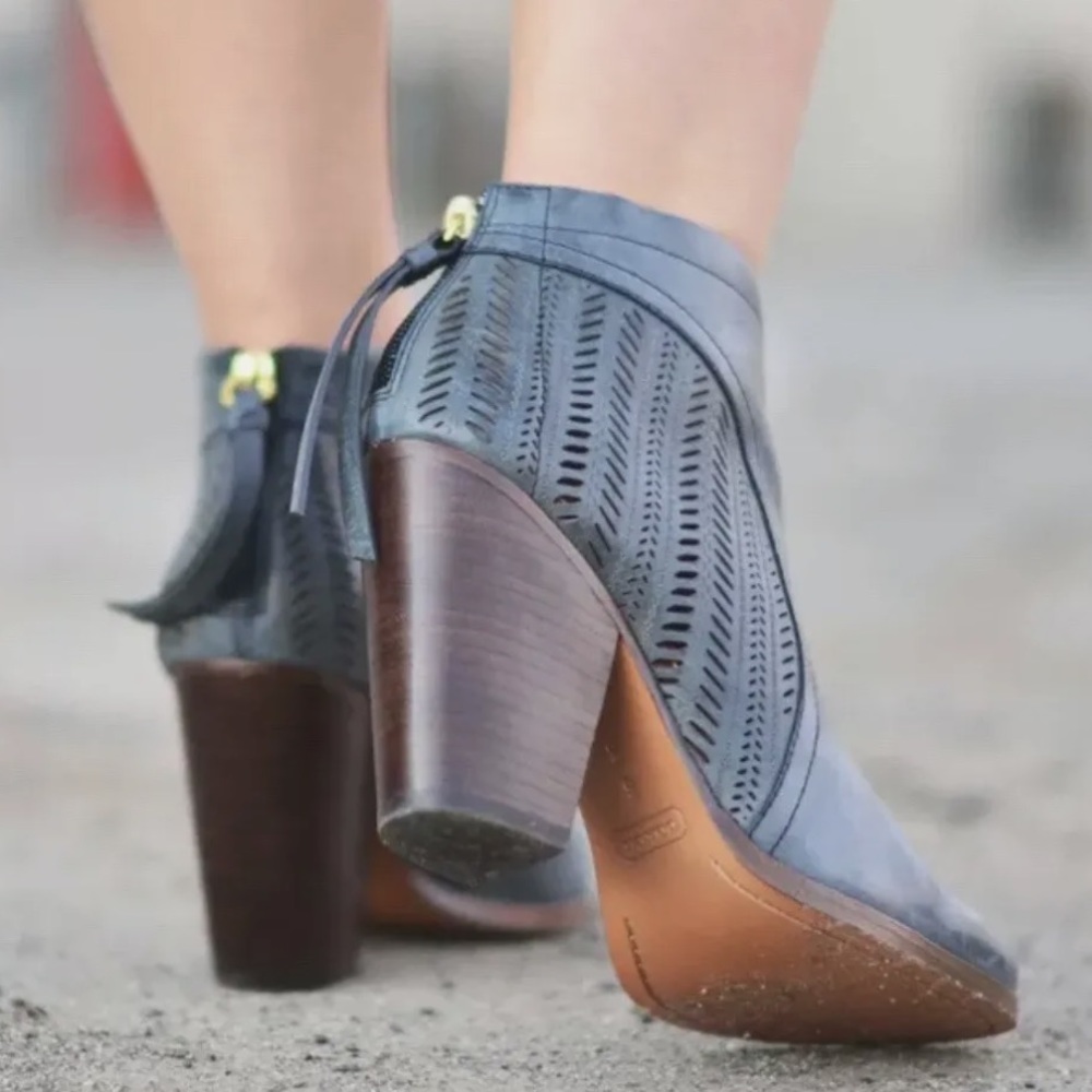 Coach ankle Bootie Honey Cut-Out Leather